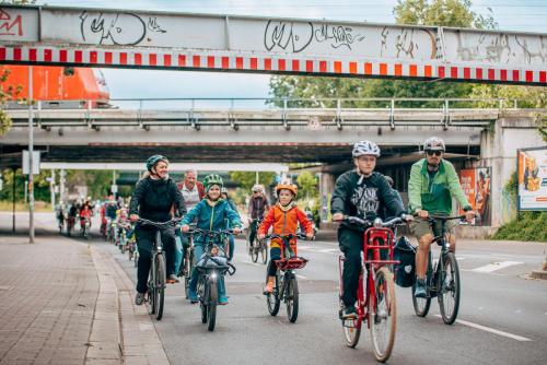 Kidical Mass 2025-05-18 75D 7705