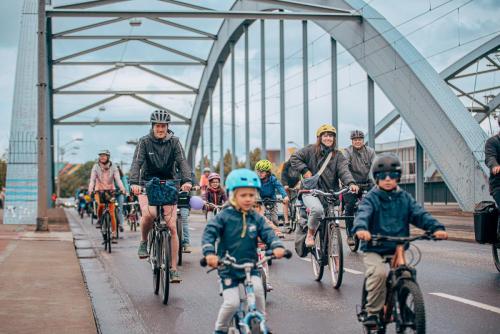 Kidical Mass 2025-05-18 75D 7813