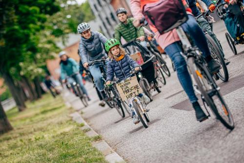 Kidical Mass 2025-05-18 75D 7905